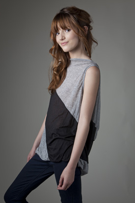 Bella-bella-thorne-29359857-275-413