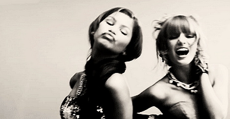 Bella+Thorne++Zendaya+rockyceecee